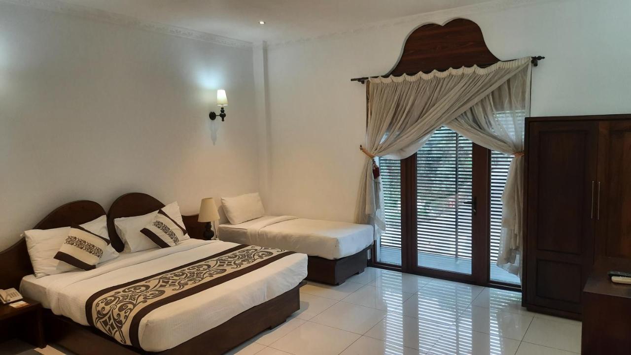Royal Kandyan Exteriér fotografie