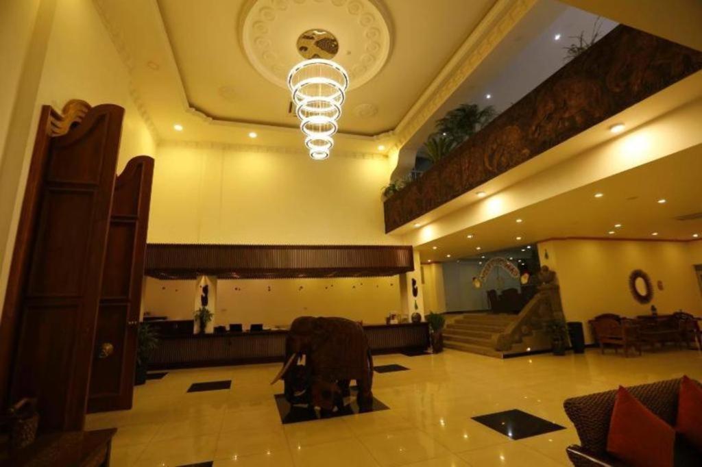 Royal Kandyan Exteriér fotografie